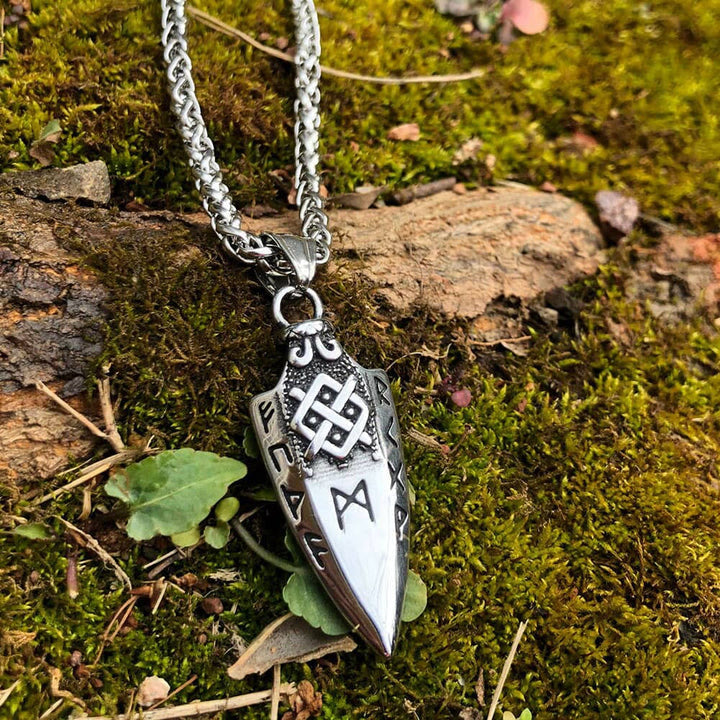 WorldNorse Spear Rune Triple Horn Of Odin Necklace