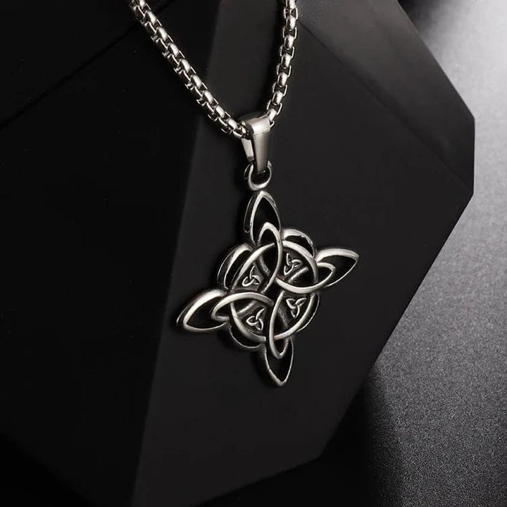 WorldNorse Classic Celtic Trinity Knot Interconnect Necklace