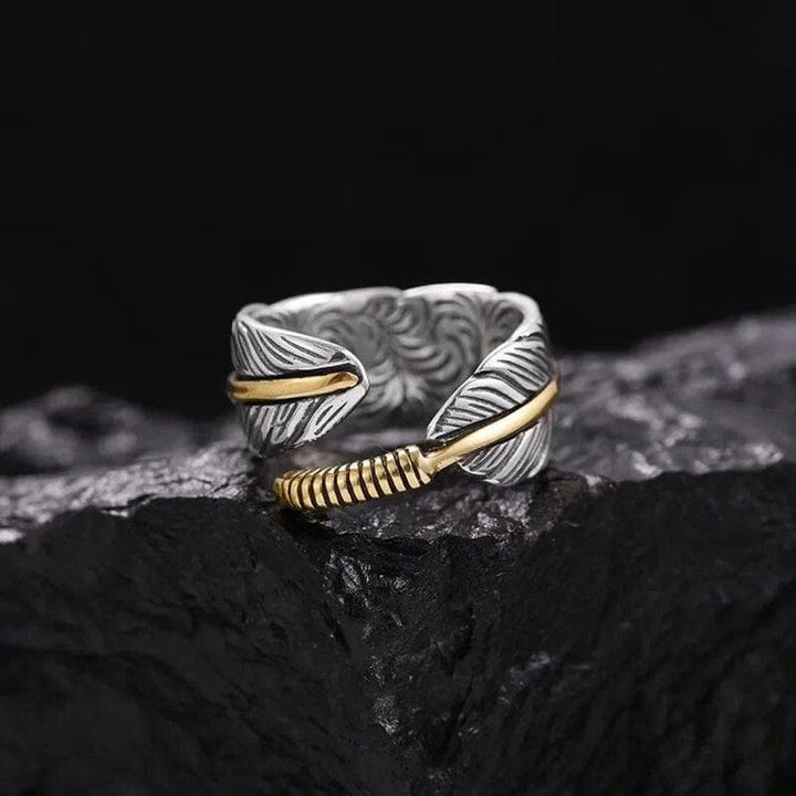 WorldNorse The Wings Of Raven Feather Ring