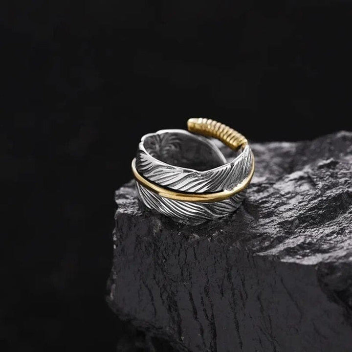 WorldNorse The Wings Of Raven Feather Ring