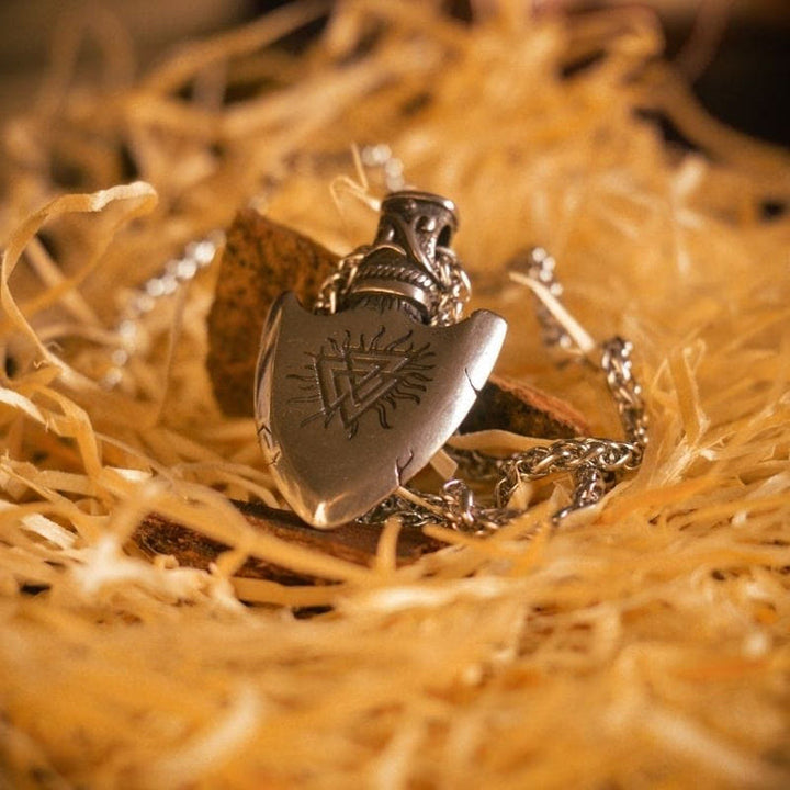 WorldNorse Valknut With Vegvisir Arrow Head Necklace