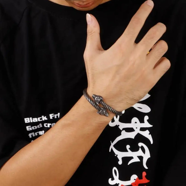 WorldNorse Wolf Head Twisted Open Bracelet