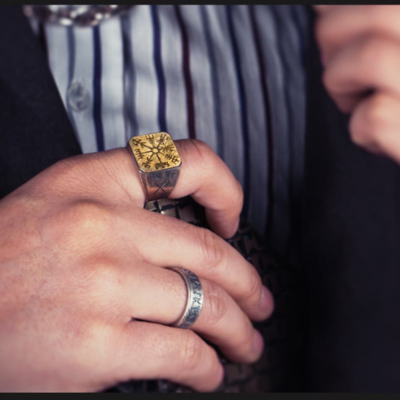 WorldNorse 925 Sterling Silver Vegvisir Viking Signet Ring