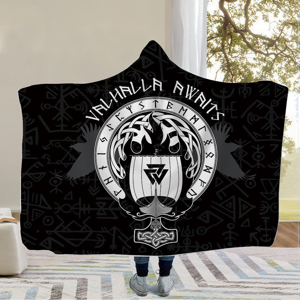 WorldNorse Odin Valknut Hooded Blanket - Valhalla - 150x200cm - image 2