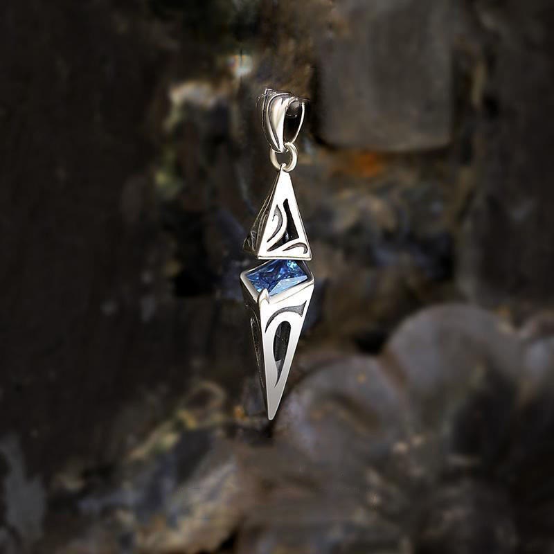 WorldNorse North Star Guidance Sapphire Pendant Necklace