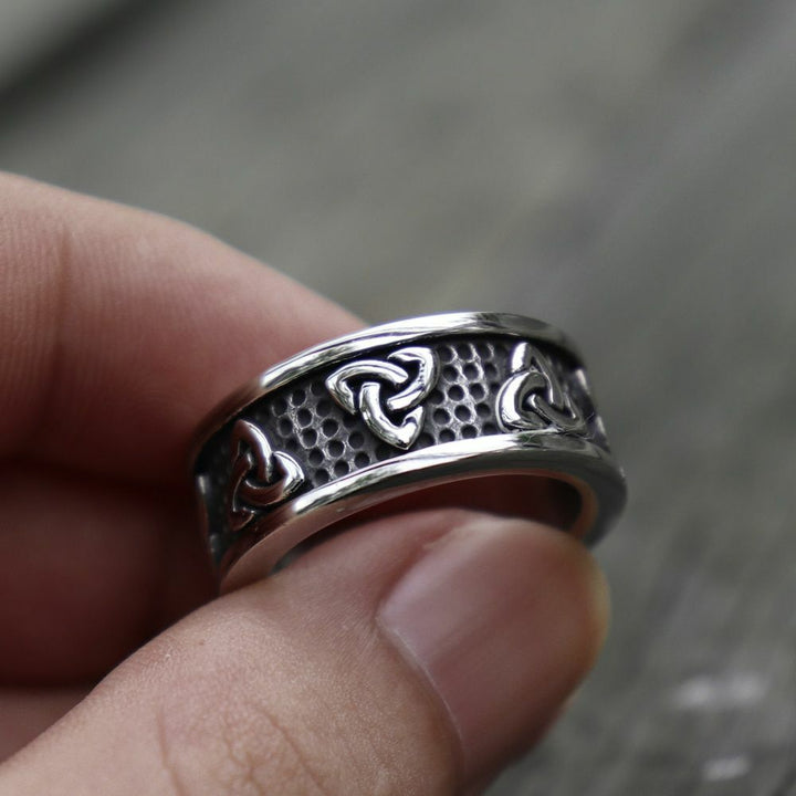 WorldNorse Triple Horn of Odin Norse Viking Ring - AU Size Z+1 (US 14) - image 0