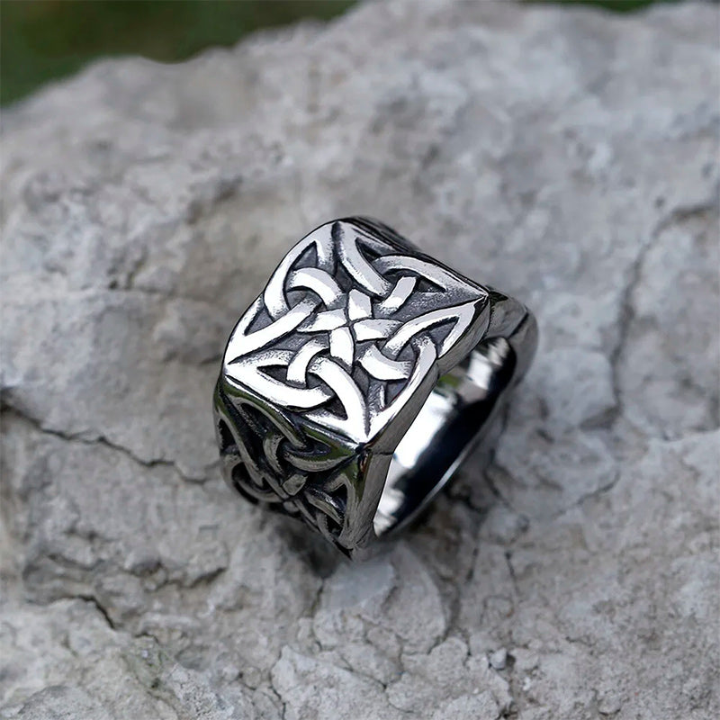 WorldNorse Celtic Knot Stainless Steel Viking Ring - AU Size Z (US 13) - image 0