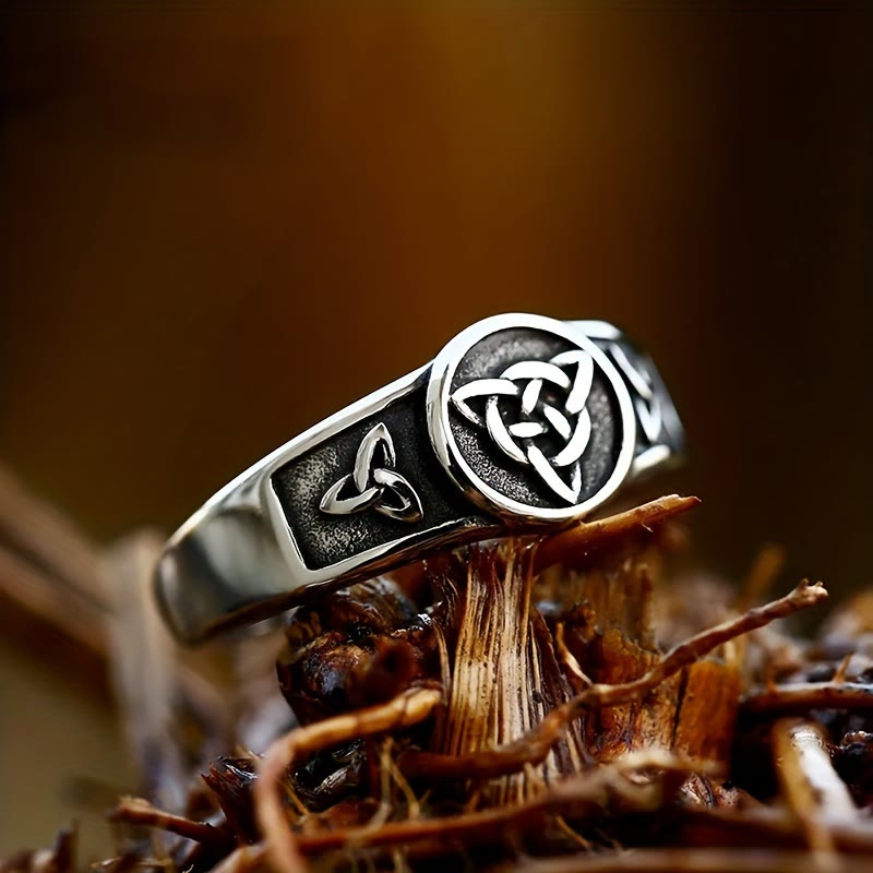 WorldNorse Vintage Triangle Viking Ring - Silver - AU Size Z (US 13) - image 0