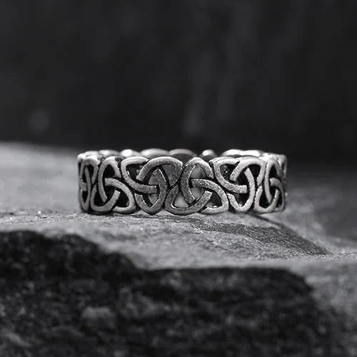 WorldNorse Nordic Triquetra Triangle Concise Ring - image 7