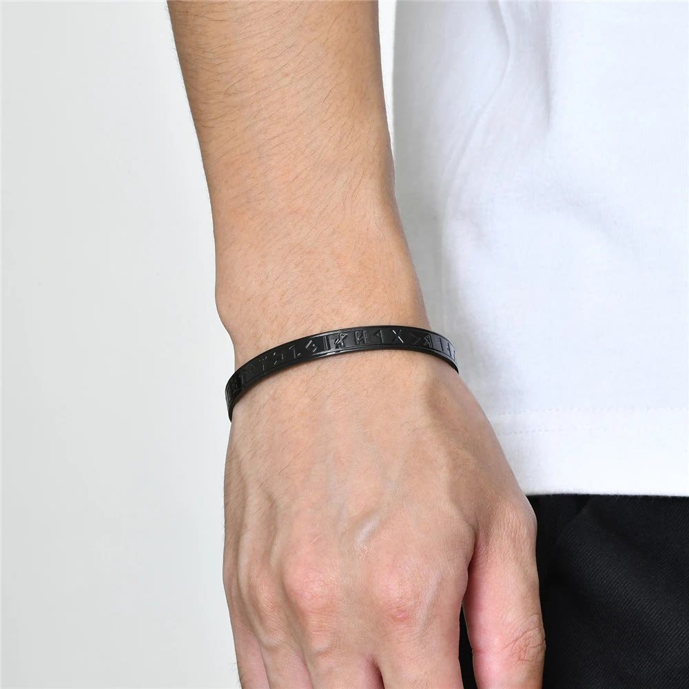 WorldNorse Mjolnir Celtic Knot Bangle Rune Bracelet