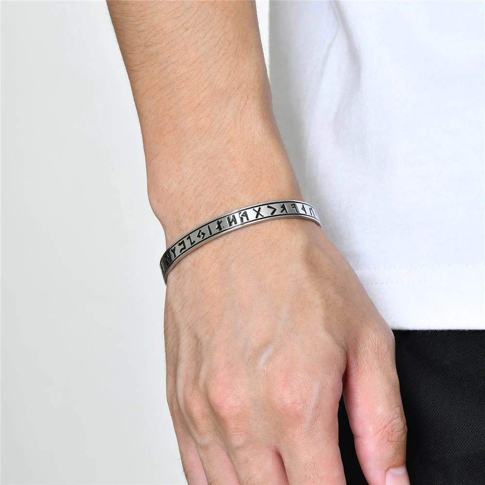 WorldNorse Mjolnir Celtic Knot Bangle Rune Bracelet