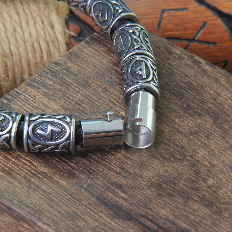 WorldNorse Odin's Runestone Bead Compass Vegvisir Bracelet