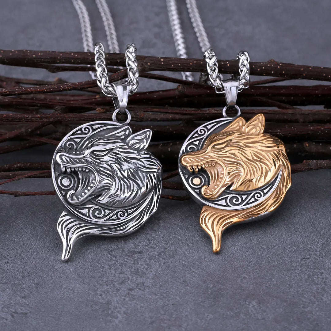 WorldNorse Howling Wolf Shock Necklace