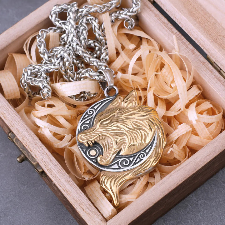 WorldNorse Howling Wolf Shock Necklace