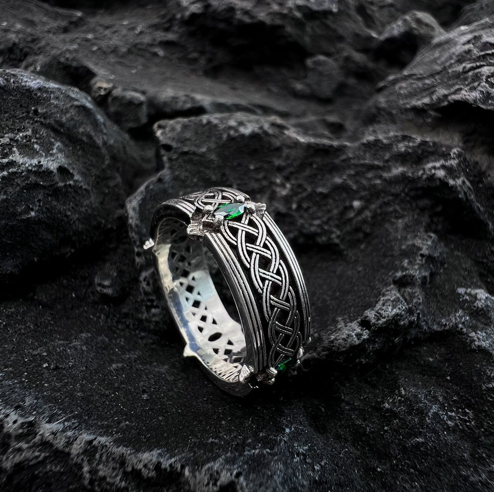 WorldNorse Handcrafted 925 Silver Green Gemstone Celtic Ring - image 1