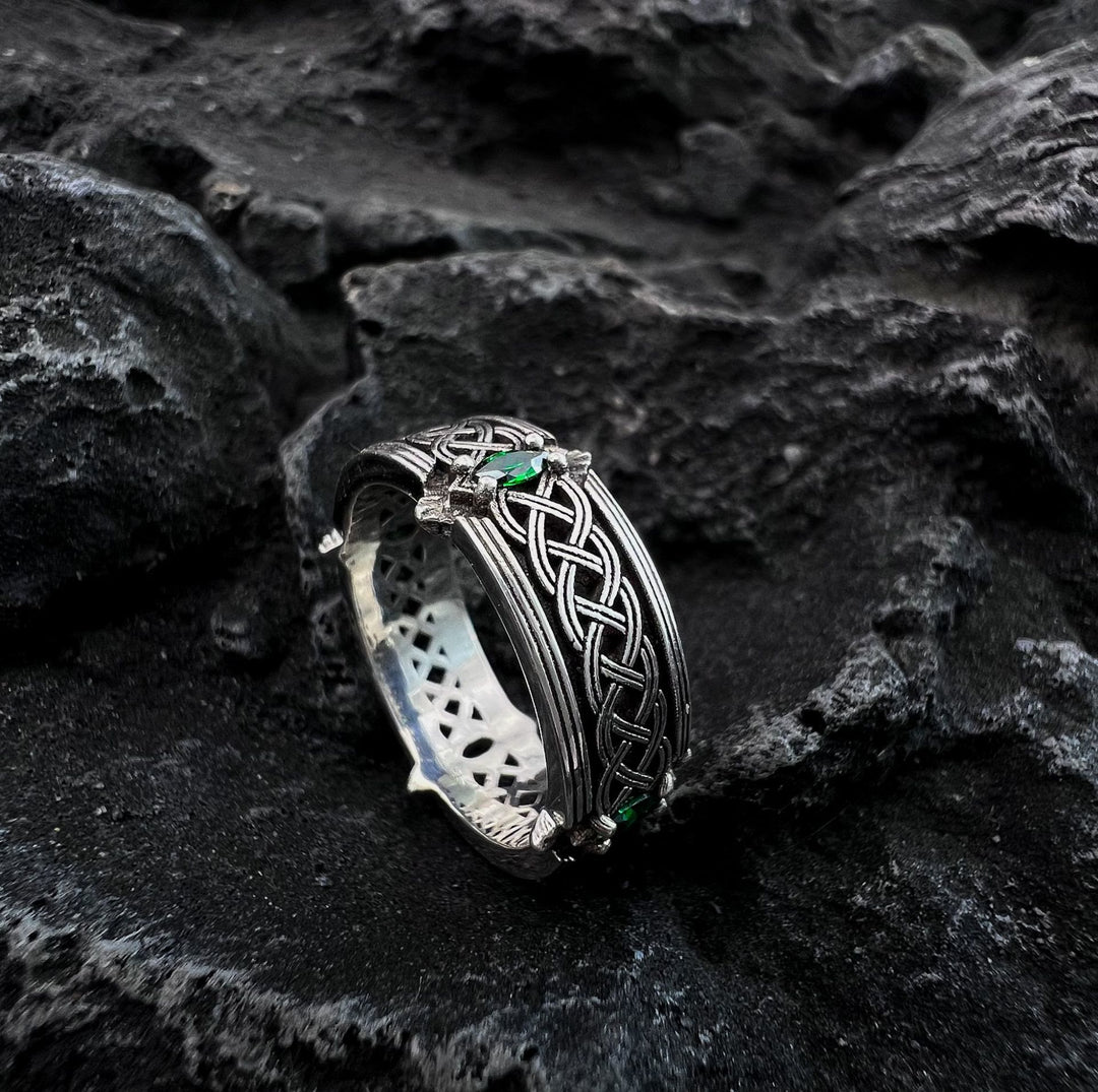 WorldNorse Handcrafted 925 Silver Green Gemstone Celtic Ring - image 1