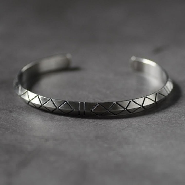 WorldNorse Modern Viking Bangle Cuff Bracelet