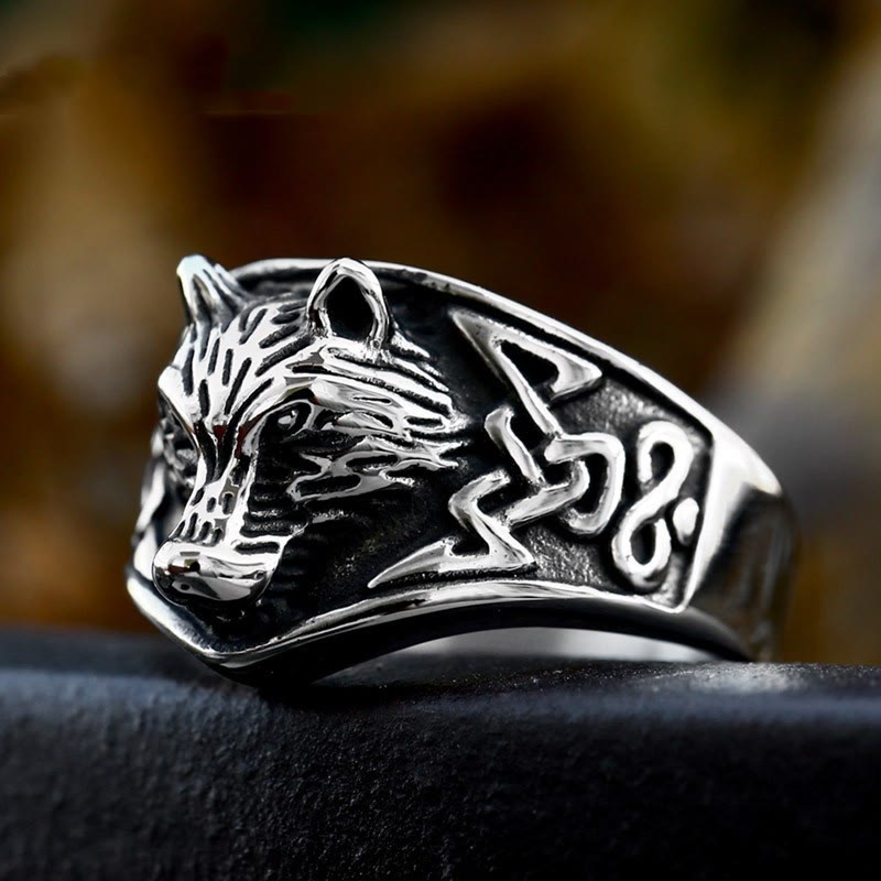 WorldNorse Wolf Head Domineering Ring - US 13 - image 0