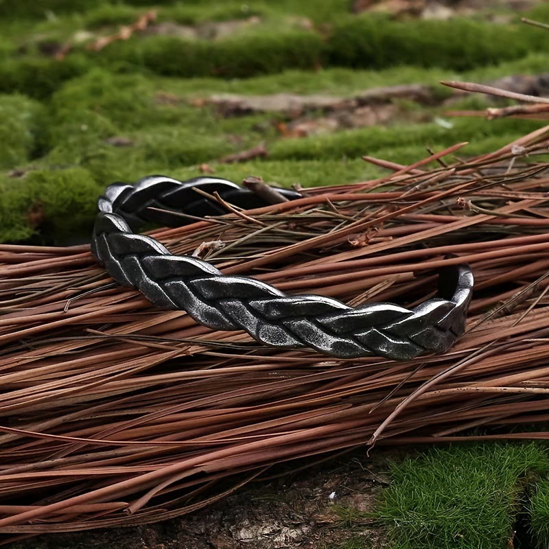 WorldNorse Vintage Twist Opening Bracelet
