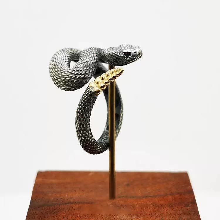 WorldNorse Vintage Rattlesnake Adjustable Ring