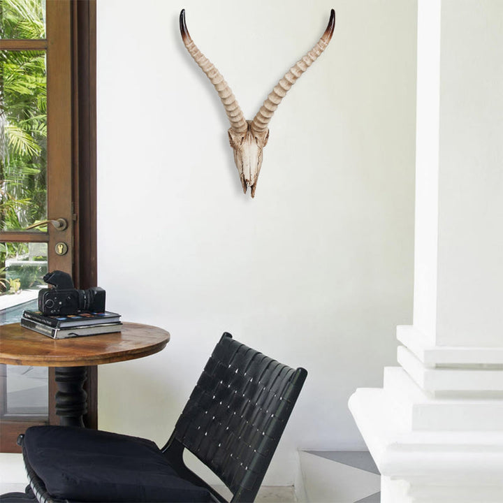 WorldNorse Resin Long Horn Animal Wall Sculpture - image 2
