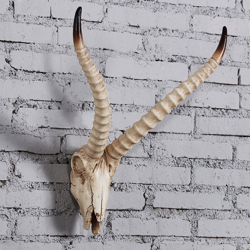 WorldNorse Resin Long Horn Animal Wall Sculpture - image 6