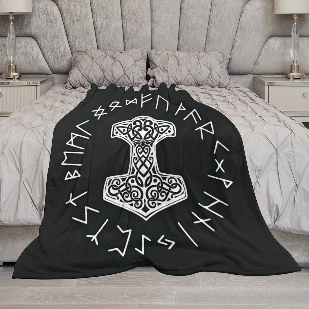 WorldNorse Celtic Knot Mjolnir Blanket - image 2