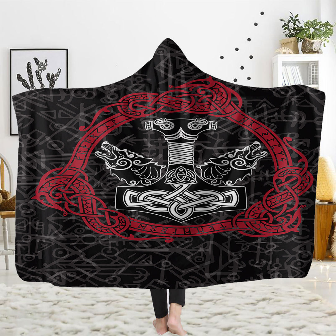 WorldNorse Viking Axe Hooded Blanket - Mjolnir - 150x200cm - image 2