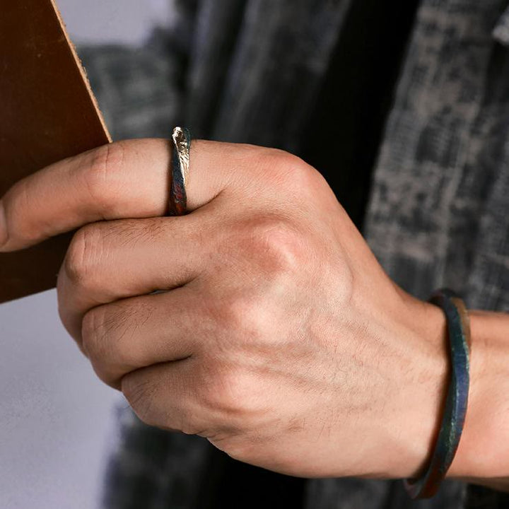 WorldNorse Nordic Essence Hammered Mobius Ring