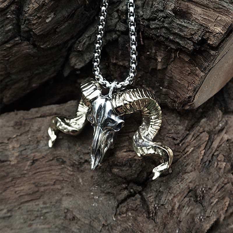 WorldNorse 925 Sterling Silver Sheep Head Necklace