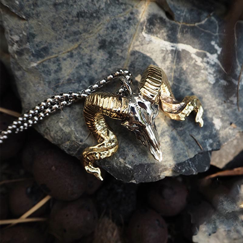 WorldNorse 925 Sterling Silver Sheep Head Necklace
