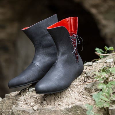 WorldNorse Men's Pointed Toe Lace Up Leather Boots - image 3