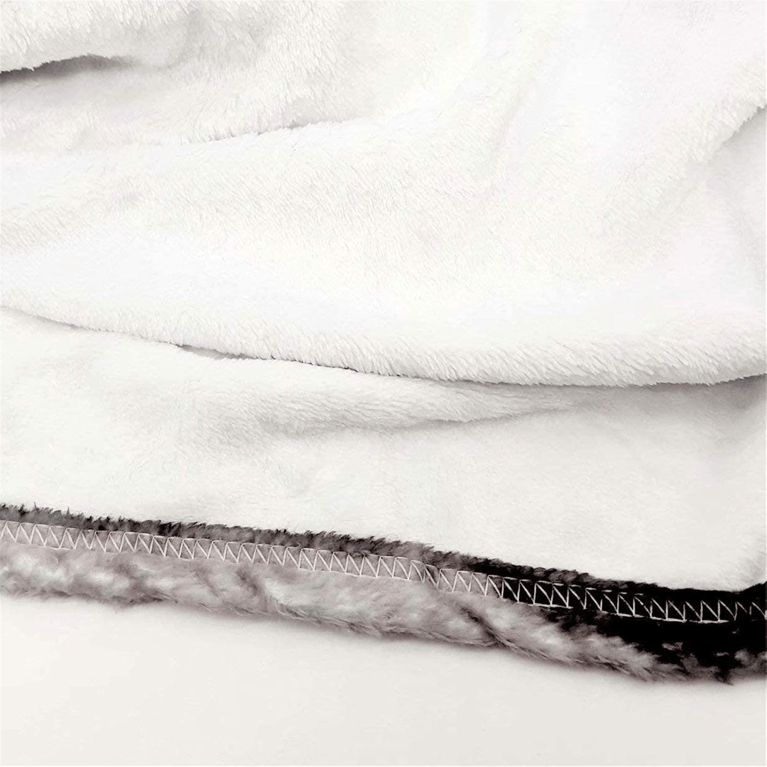 WorldNorse Pale Wolf Woodland Moon Howl Blanket - image 6