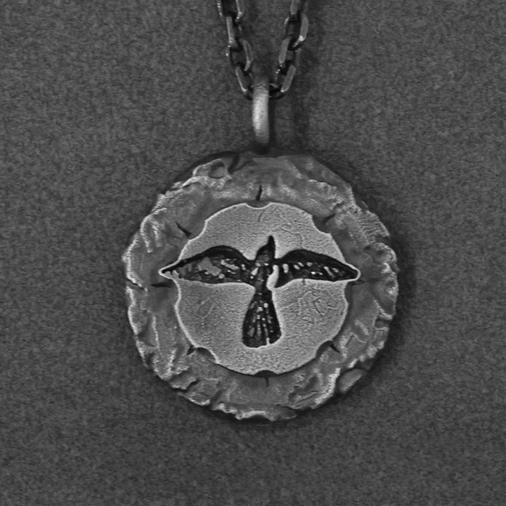 WorldNorse Handcrafted 999 Silver Raven Medallion Antiqued Necklace - image 4