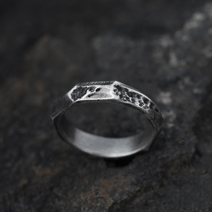 WorldNorse Handcrafted 999 Silver Vintage Geometric Hammered Ring - AU Size V1/2 (US 11) - NO THANKS - image 0